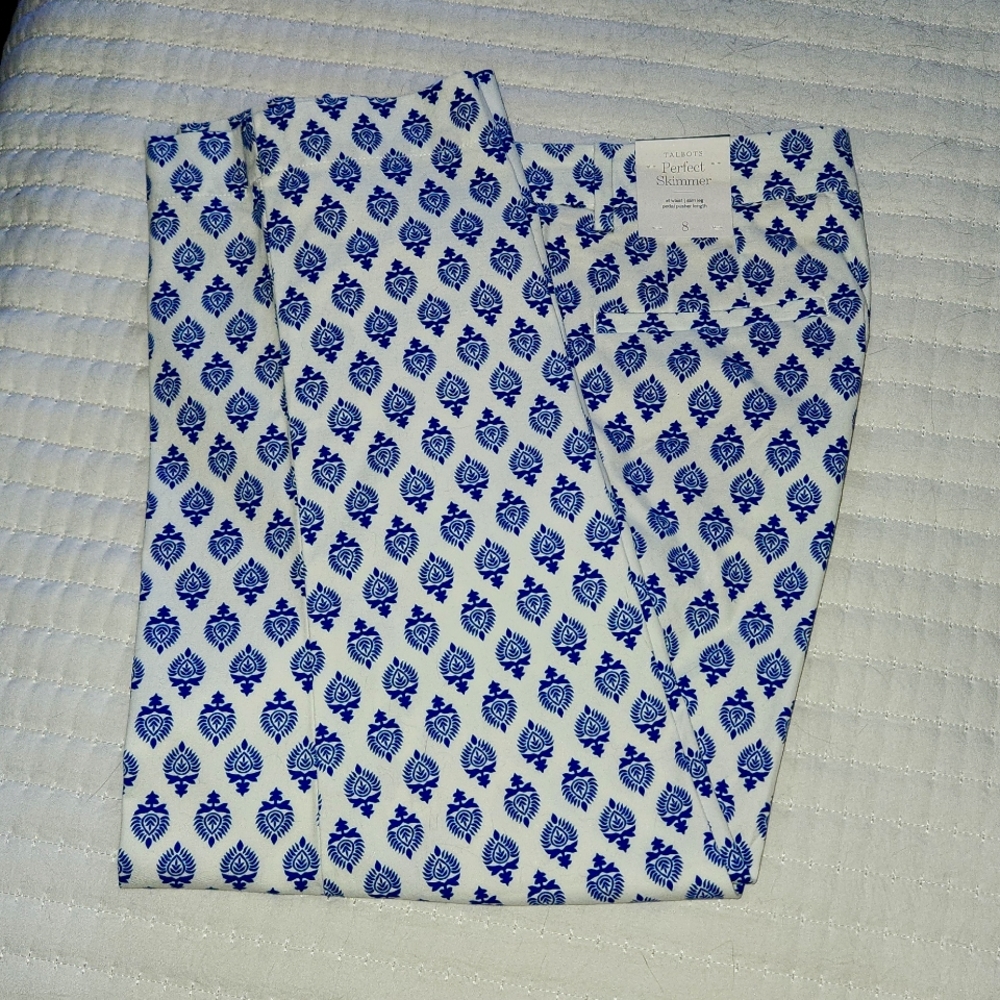 NWT Talbots size 8 Perfect Skimmers slim fit Pants Fan Foulard pattern